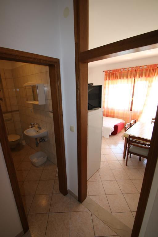 Villa Stipe Lokva Rogoznica Rum bild
