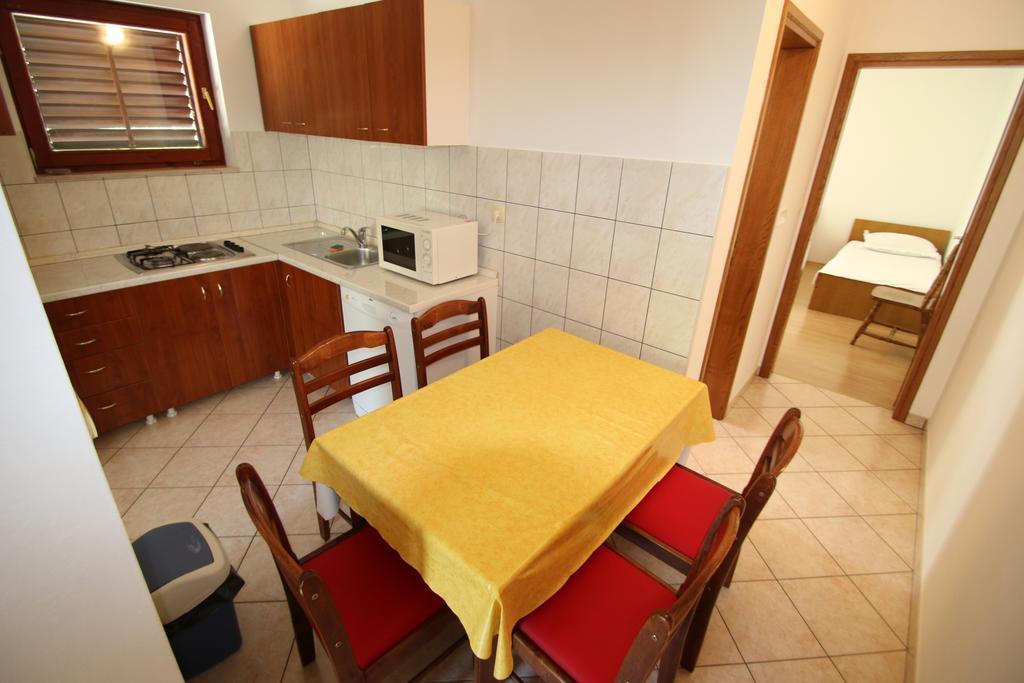 Villa Stipe Lokva Rogoznica Rum bild
