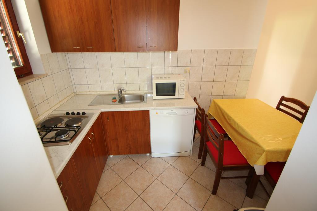 Villa Stipe Lokva Rogoznica Rum bild