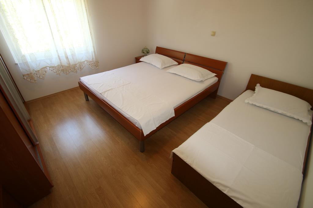 Villa Stipe Lokva Rogoznica Rum bild