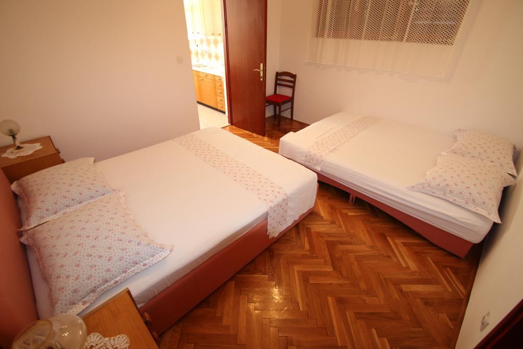 Villa Stipe Lokva Rogoznica Rum bild
